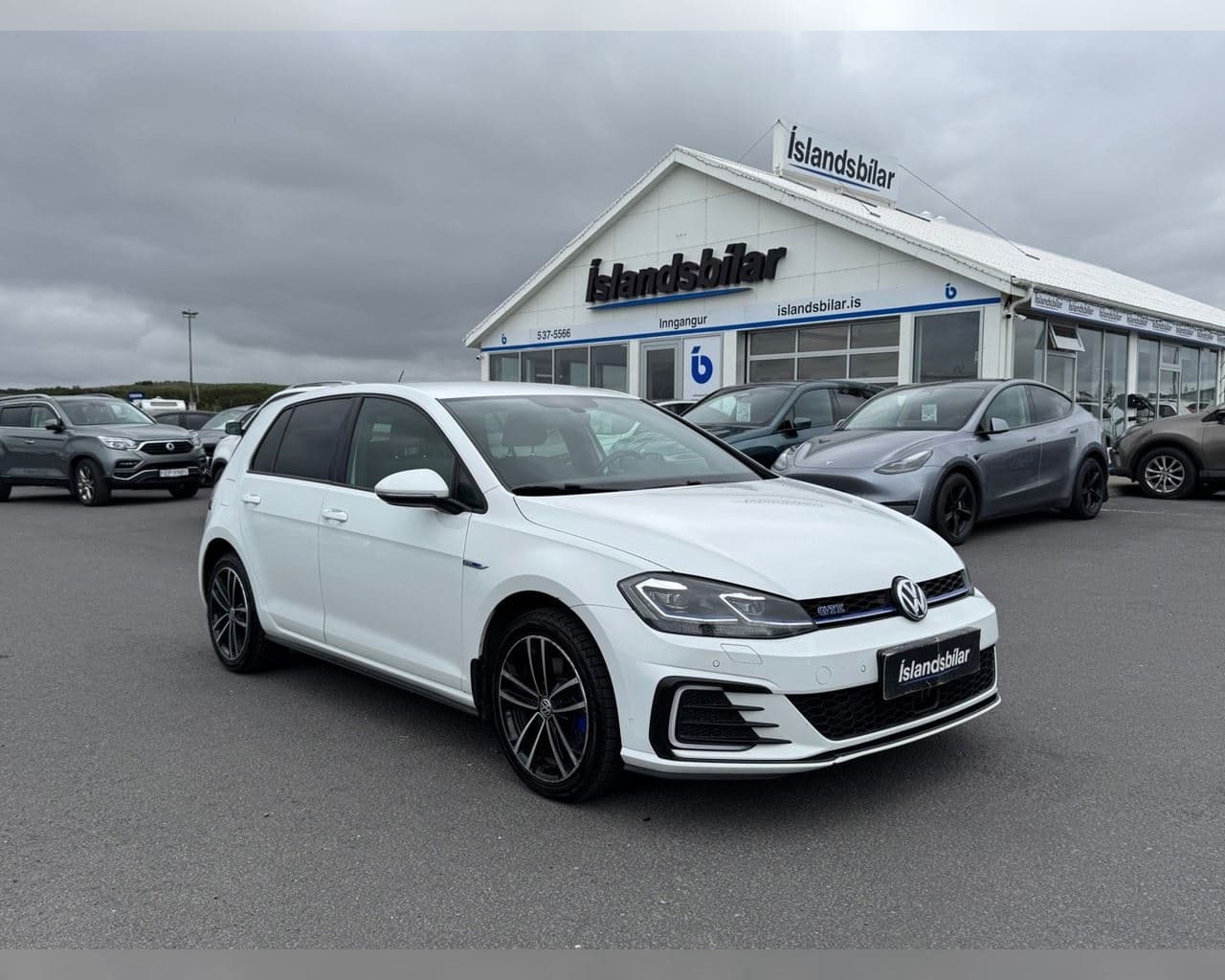 2020 Volkswagen Golf Hybrid