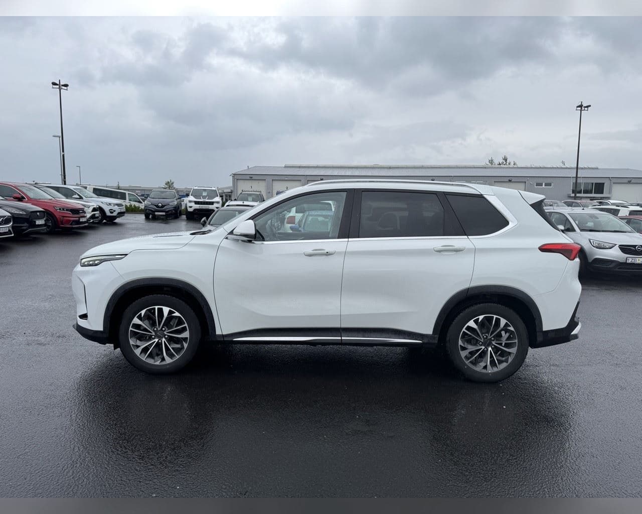 2025 Maxus eUNIQ 6