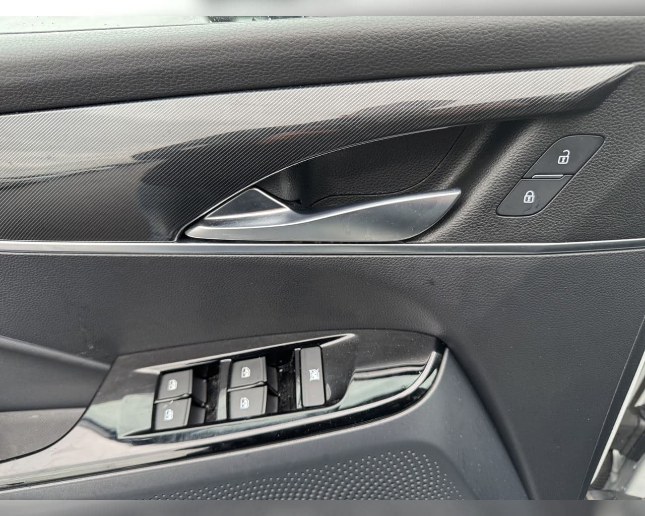 2025 Maxus eUNIQ 6