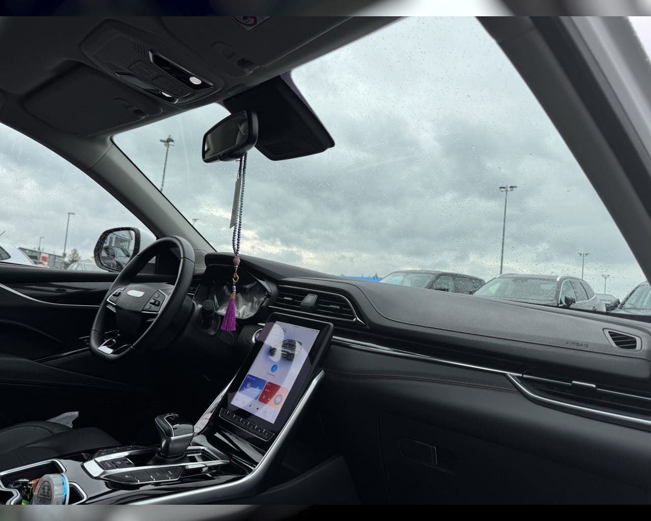 2025 Maxus eUNIQ 6