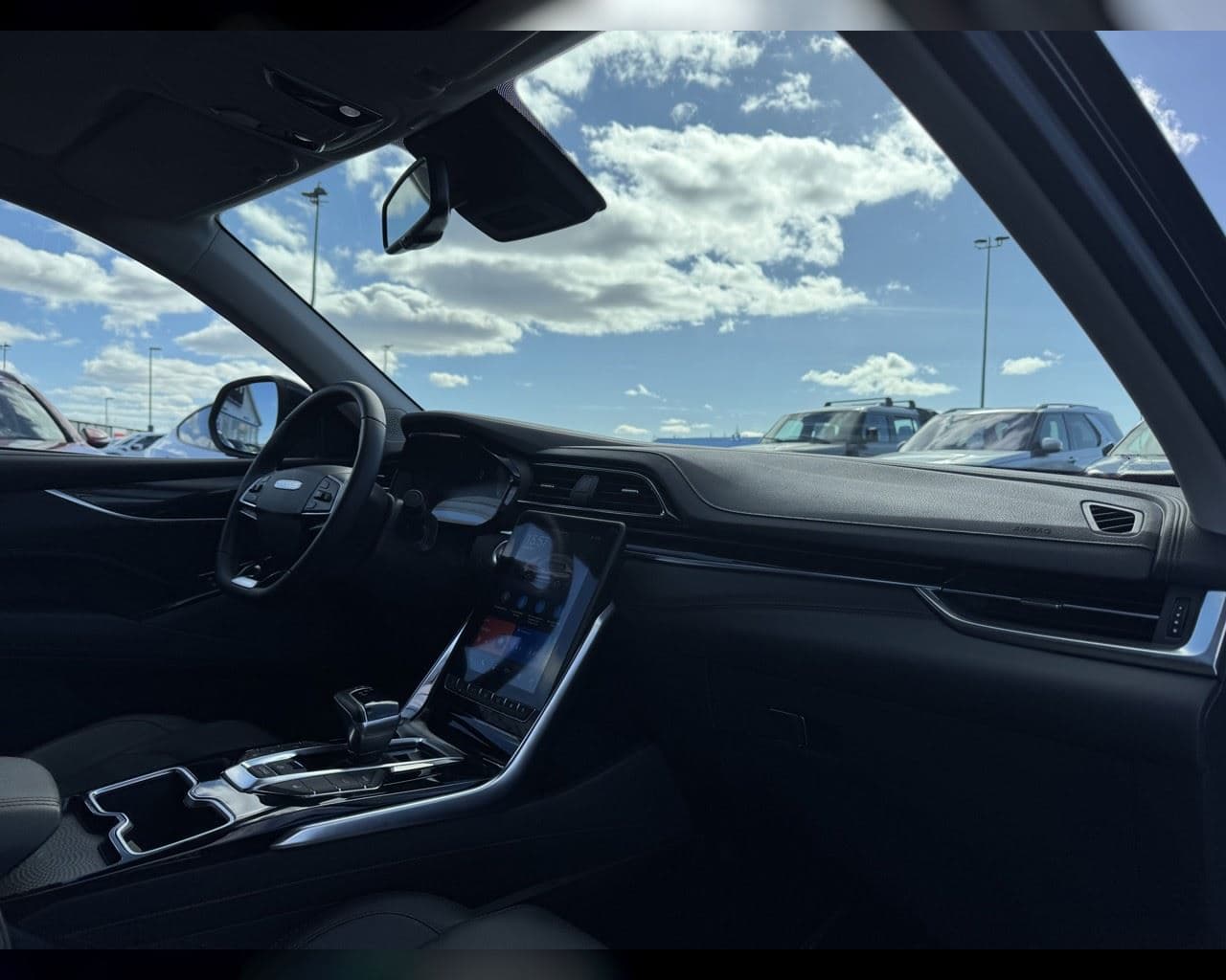 2025 Maxus eUNIQ 6