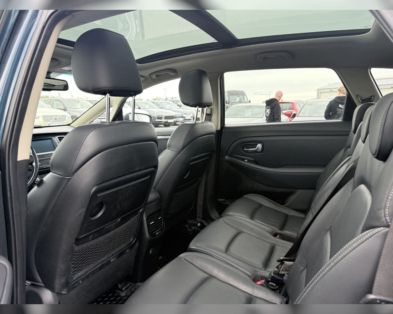 2019 Kia Carens
