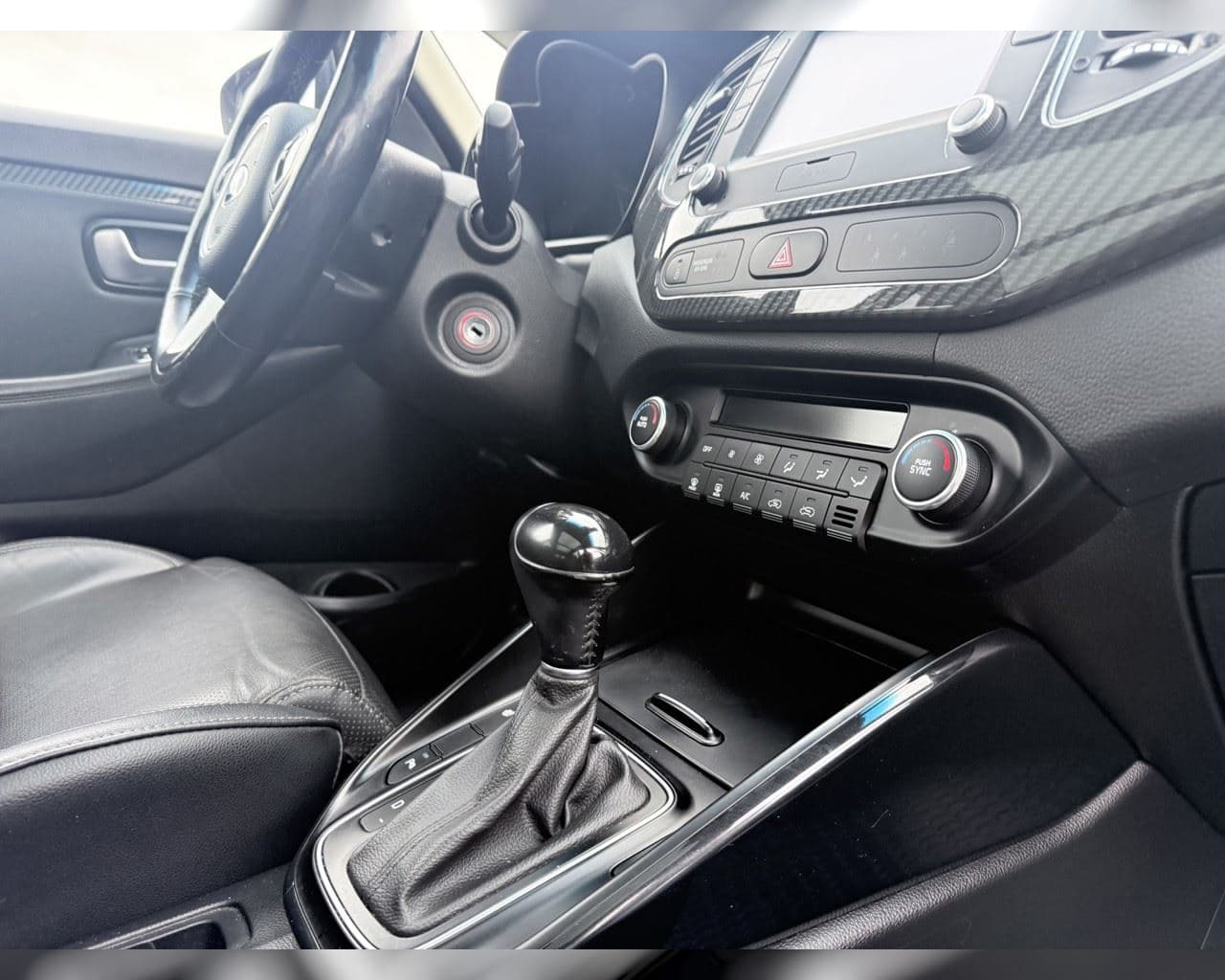 2019 Kia Carens