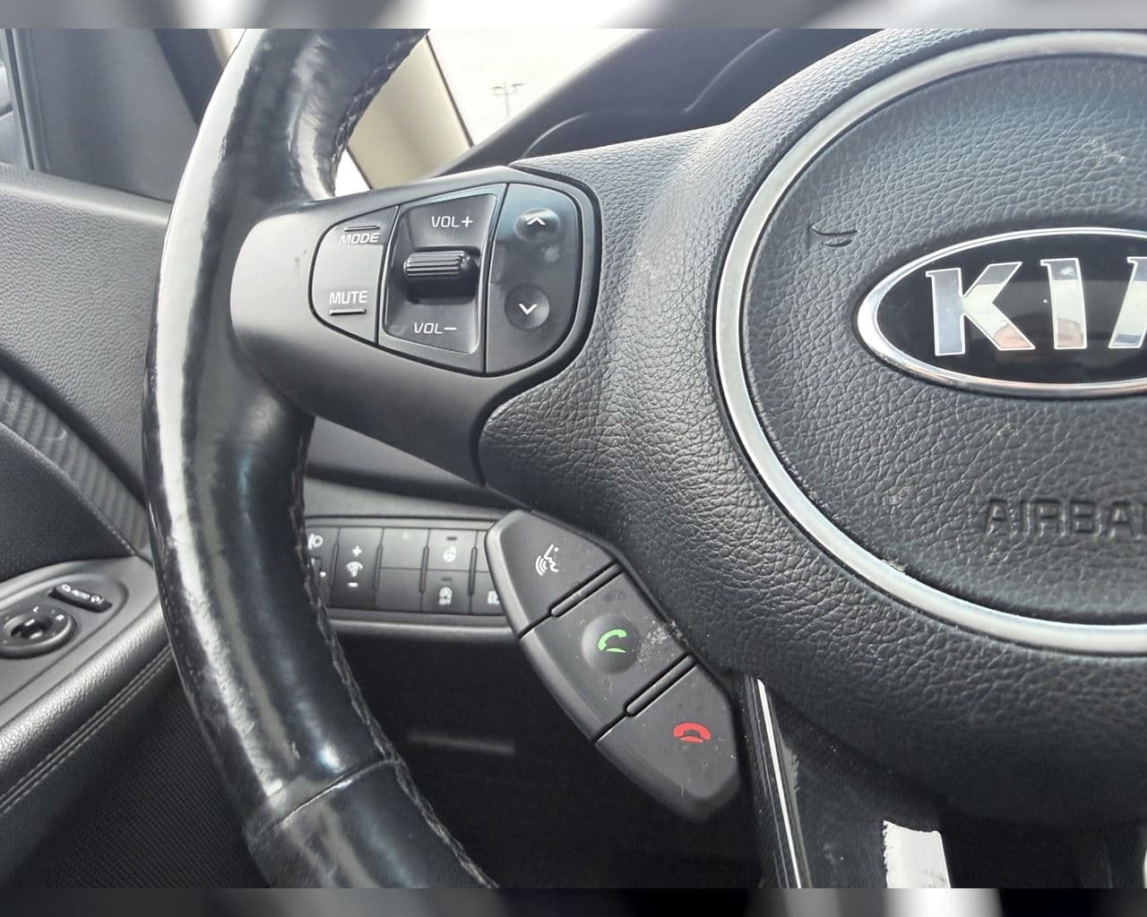2019 Kia Carens