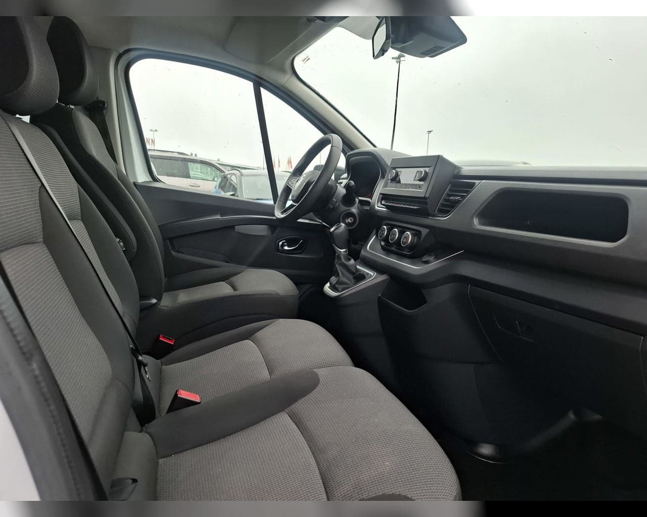 2023 Renault Trafic