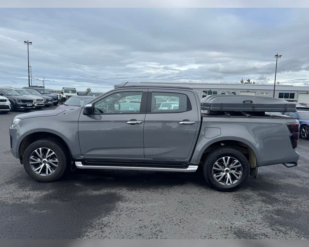 2025 Isuzu D-Max