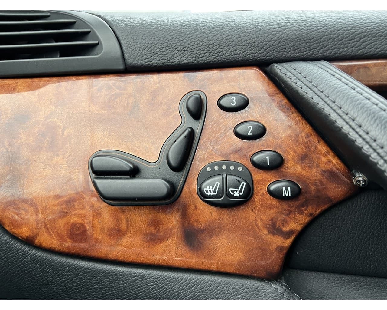 2002 Mercedes-Benz CL-Class